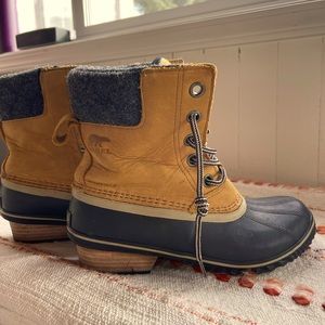 Sorel slimpack boots